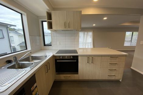 Photo of property in 5/60 Broderick Road, Johnsonville, Wellington, 6037