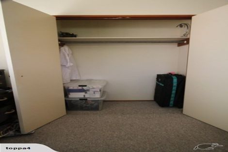 Photo of property in 2/11 Firle Place, Green Bay, Auckland, 0604