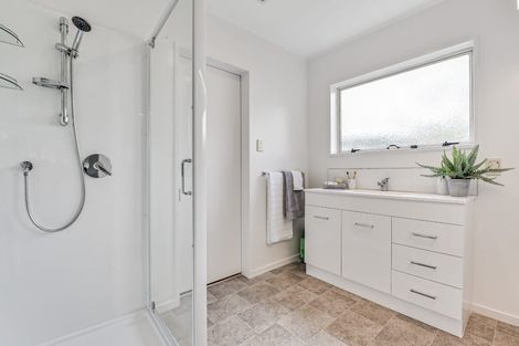 Photo of property in 17 Willowfield Place, Pukete, Hamilton, 3200