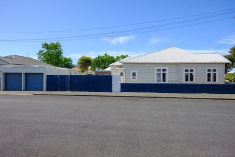Photo of property in 38 Kirkcaldy Street, South Dunedin, Dunedin, 9012