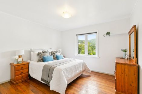 Photo of property in 27 Hathaway Avenue, Karori, Wellington, 6012