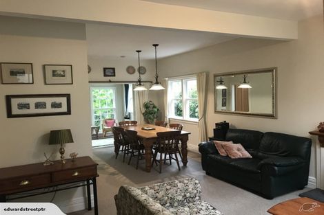 Photo of property in 37 Glenbervie Terrace, Thorndon, Wellington, 6011