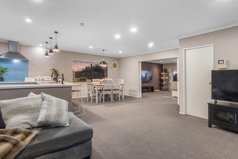 Photo of property in 32 Cotswold Place, Ohauiti, Tauranga, 3112