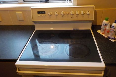 Photo of property in 1/705 Heretaunga Street East, Parkvale, Hastings, 4122