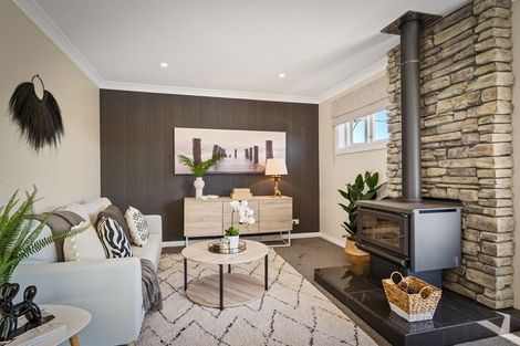 Photo of property in 2 Whanake Street, Titahi Bay, Porirua, 5022