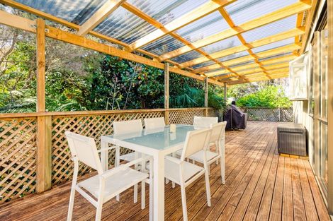 Photo of property in 35 Great North Road, Riverhead, 0820