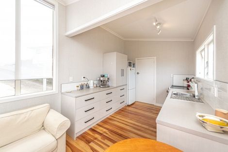 Photo of property in 18 Murch Place, Tawhero, Whanganui, 4500