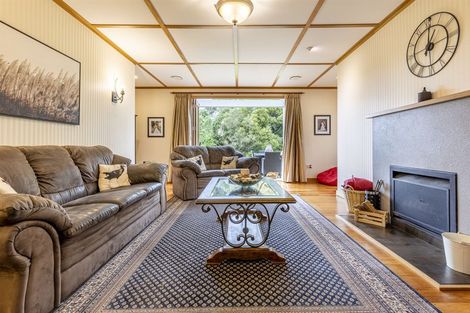 Photo of property in 1387 Colyton Road, Ashhurst, Palmerston North, 4470