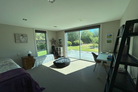 Photo of property in 28 Sam John Place, Lake Hawea, 9382