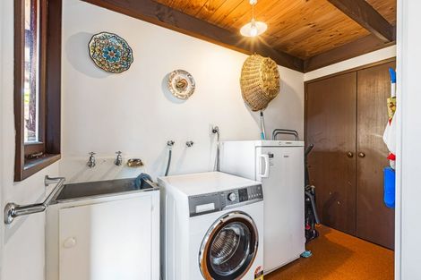 Photo of property in 18 Miraka Place, Birkenhead, Auckland, 0626