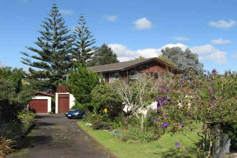 Photo of property in 14 Wanaka Place, Pakuranga Heights, Auckland, 2010