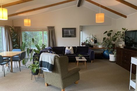 Photo of property in 2 Gowrie Street, Brooklyn, Wellington, 6021