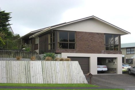 Photo of property in 6 Bronte Place, Whalers Gate, New Plymouth, 4310