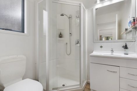 Photo of property in 220 Woodlands Park Road, Titirangi, Auckland, 0604