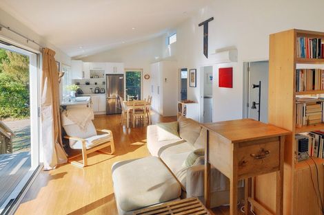 Photo of property in 15 Port Hills Road, Heathcote Valley, Christchurch, 8022