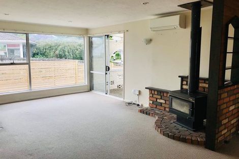 Photo of property in 15 Pixie Place, Pakuranga Heights, Auckland, 2010