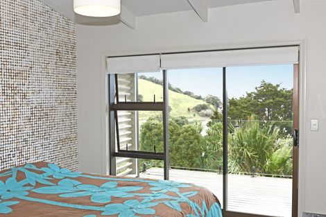 Photo of property in 71 Clinton Road, Tawharanui Peninsula, Warkworth, 0986