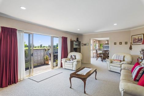 Photo of property in 56 Realm Drive, Paraparaumu, 5032