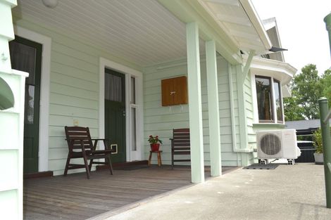 Photo of property in 7 Ruataniwha Street, Waipukurau, 4200