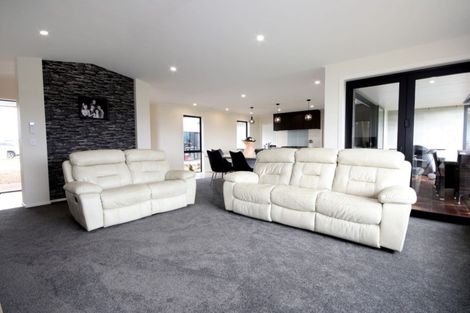 Photo of property in 9 Pegasus Place, Seaward Bush, Invercargill, 9812