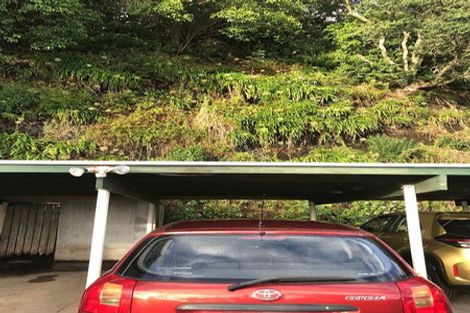 Photo of property in 4/2b Queensway, Three Kings, Auckland, 1024