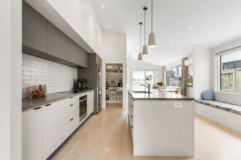 Photo of property in 45 Awatira Drive, Papamoa Beach, Papamoa, 3118