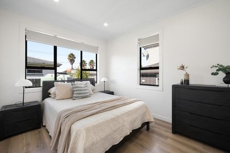 Photo of property in 35 Freyberg Avenue, Papatoetoe, Auckland, 2104