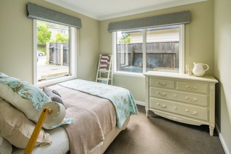 Photo of property in 15 Monowai Road, Johnsonville, Wellington, 6037