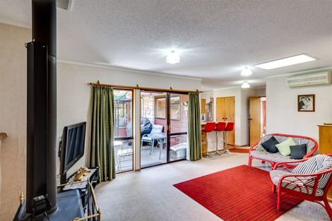 Photo of property in 56 Townshend Crescent, Greenmeadows, Napier, 4112