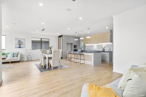 Photo of property in 20 Evergreen Parade, Rosehill, Papakura, 2113