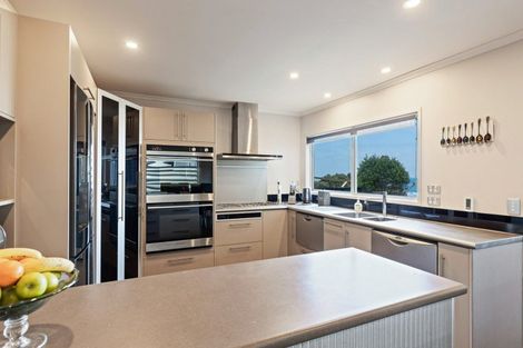 Photo of property in Fitzroy Beach Holiday Park, 1a Beach Street, Fitzroy, New Plymouth, 4312
