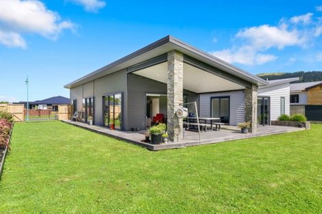 Photo of property in 10 Pioneer Road, Ngongotaha, Rotorua, 3010