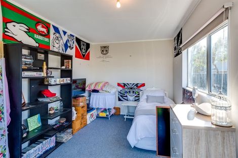 Photo of property in 2 Alexander Avenue, Onekawa, Napier, 4110