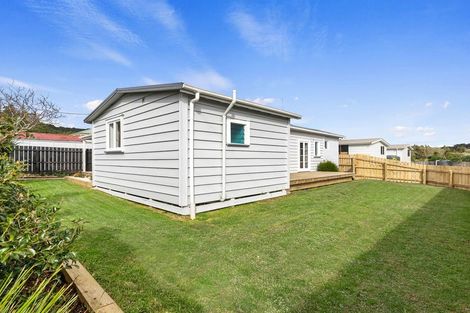 Photo of property in 5 Jordan Street, Hikurangi, 0114