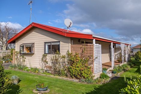 Photo of property in 203 Belvedere Road, Carterton, 5713