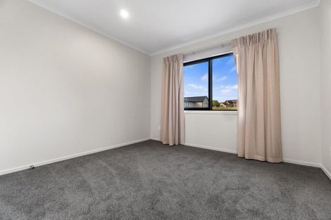 Photo of property in 27 Kakariki Lane, Rototuna North, Hamilton, 3210