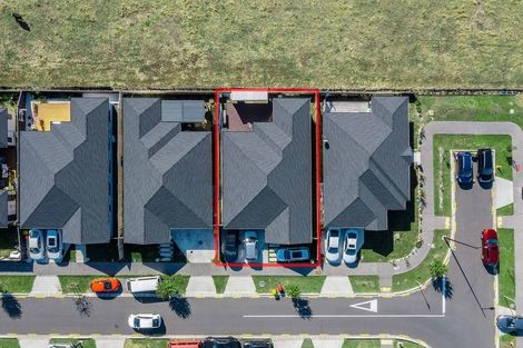 Photo of property in 3 Silver Beech Street, Takanini, 2110