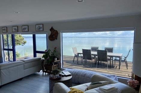 Photo of property in 121 Torkar Road, Clarks Beach, 2122