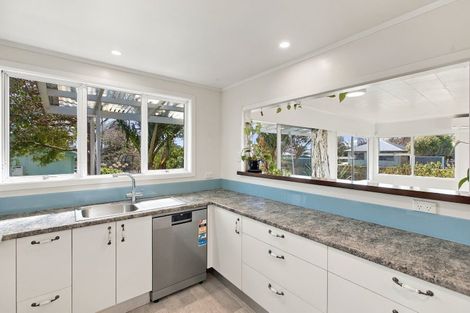 Photo of property in 19 Carey Street, Waitara, 4320