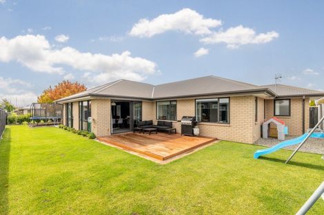 Photo of property in 17 Puaka Street, Pegasus, 7612