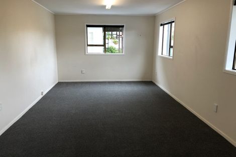 Photo of property in 1/81 Clovelly Road, Bucklands Beach, Auckland, 2012
