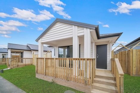 Photo of property in 3 Tributary Parade, Karaka, Papakura, 2113