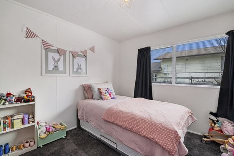 Photo of property in 2/15 Gladstone Grove, Richmond Heights, Taupo, 3330