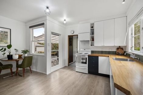 Photo of property in 125 Jickell Street, Hokowhitu, Palmerston North, 4410