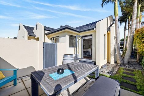 Photo of property in 8 Bucklands Crescent, Papamoa Beach, Papamoa, 3118