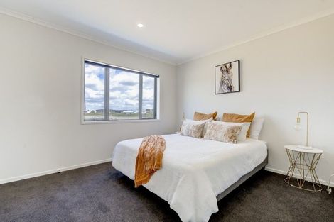 Photo of property in 30 Washer Road, Omata, New Plymouth, 4374