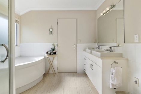 Photo of property in 544b Otumoetai Road, Matua, Tauranga, 3110