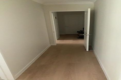 Photo of property in 20 Para Close, Fairview Heights, Auckland, 0632