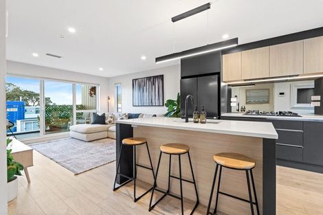 Photo of property in 3/4 Jutland Road, Hauraki, Auckland, 0622