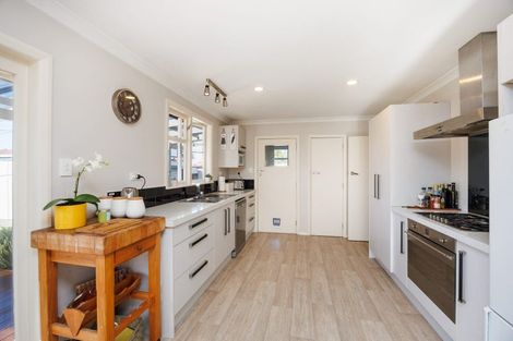 Photo of property in 79 Maxwells Line, Awapuni, Palmerston North, 4412
